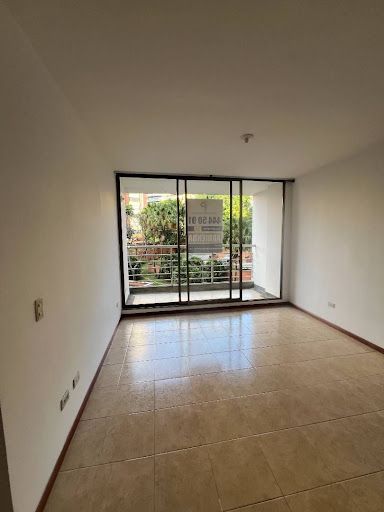 Apartamento en arriendo Antioquia Medellín Los Balsos No2 90 m2 Habitaciones 3 Baños 2 Garajes 1 Precio $3700000