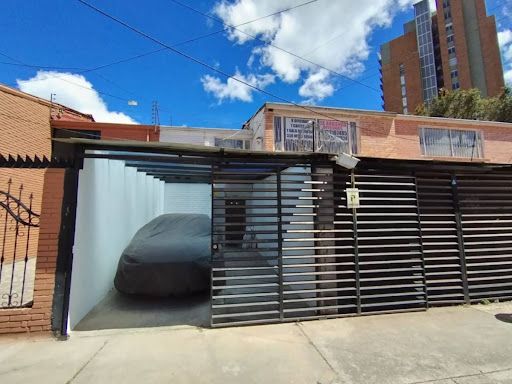Casa en arriendo Cundinamarca Bogotá La Patria 250 m2 Habitaciones 7 Baños 3 Garajes 1 Precio $5300000