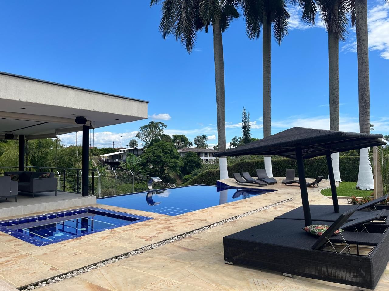 Casa Campestre en venta Risaralda Pereira Ur Jose Maria Cordoba 3558 m2 Habitaciones 4 Baños 4 Garajes 6 Precio $2400000000