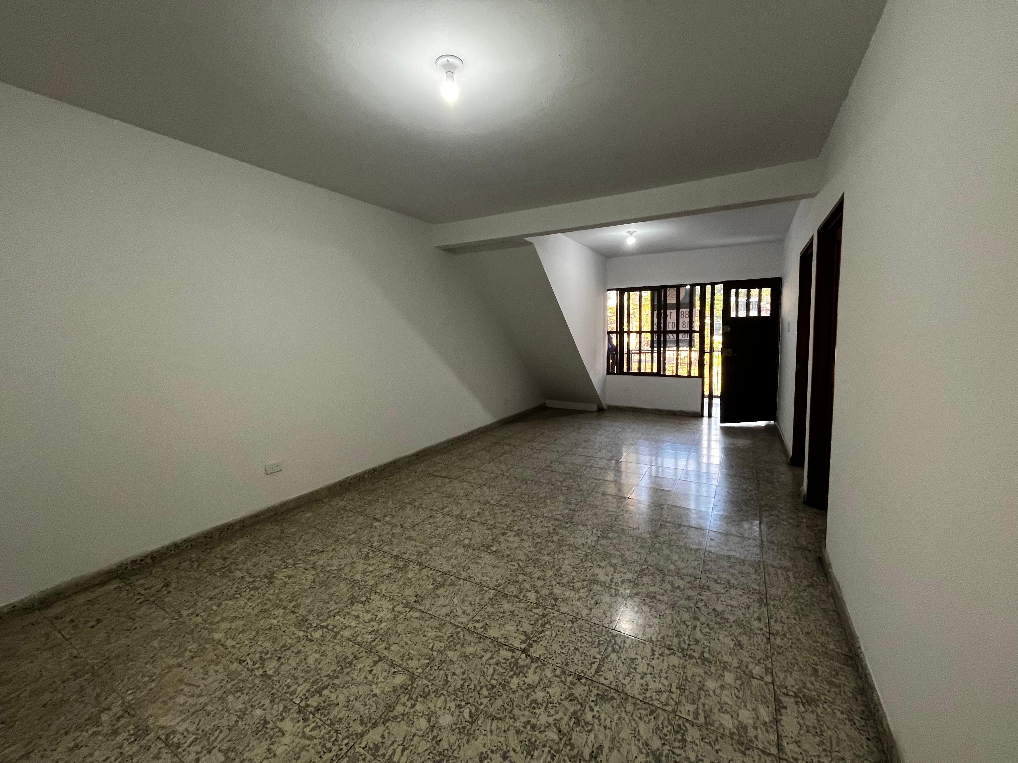 Apartamento en arriendo Valle Del Cauca Cali Jorge Eliecer Gaitán 120 m2 Habitaciones 4 Baños 2 Garajes 1 Precio $1100000