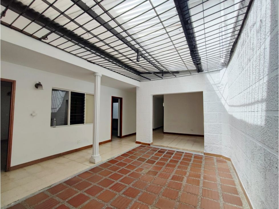 Casa en arriendo Antioquia Medellín Rosales 210 m2 Habitaciones 4 Baños 5 Garajes 0 Precio $4900000