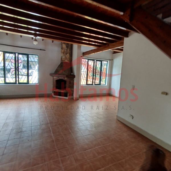 Casa en arriendo Antioquia Rionegro Urbanizacion Santa Ana 1200 m2 Habitaciones 3 Baños 3 Garajes 6 Precio $4500000