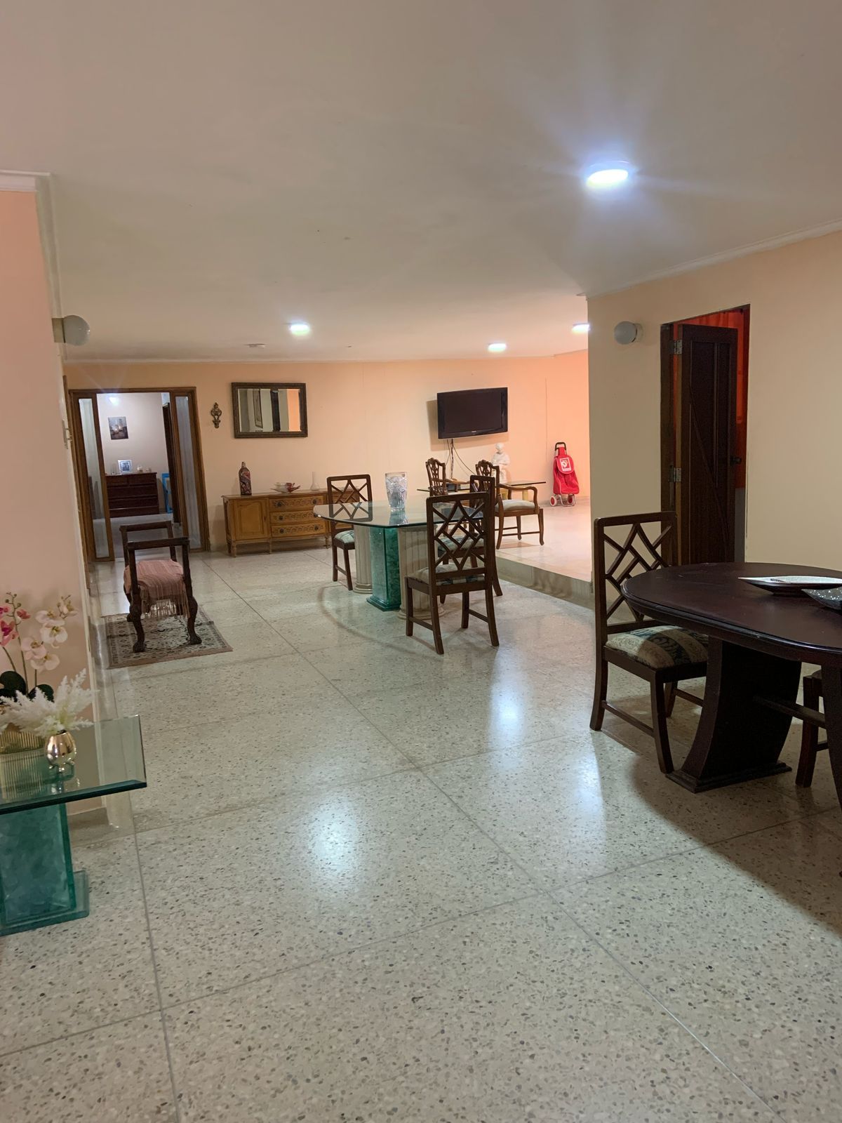 Casa en venta Atlántico Barranquilla El Poblado 600 m2 Habitaciones 6 Baños 3 Garajes 2 Precio $1400000000