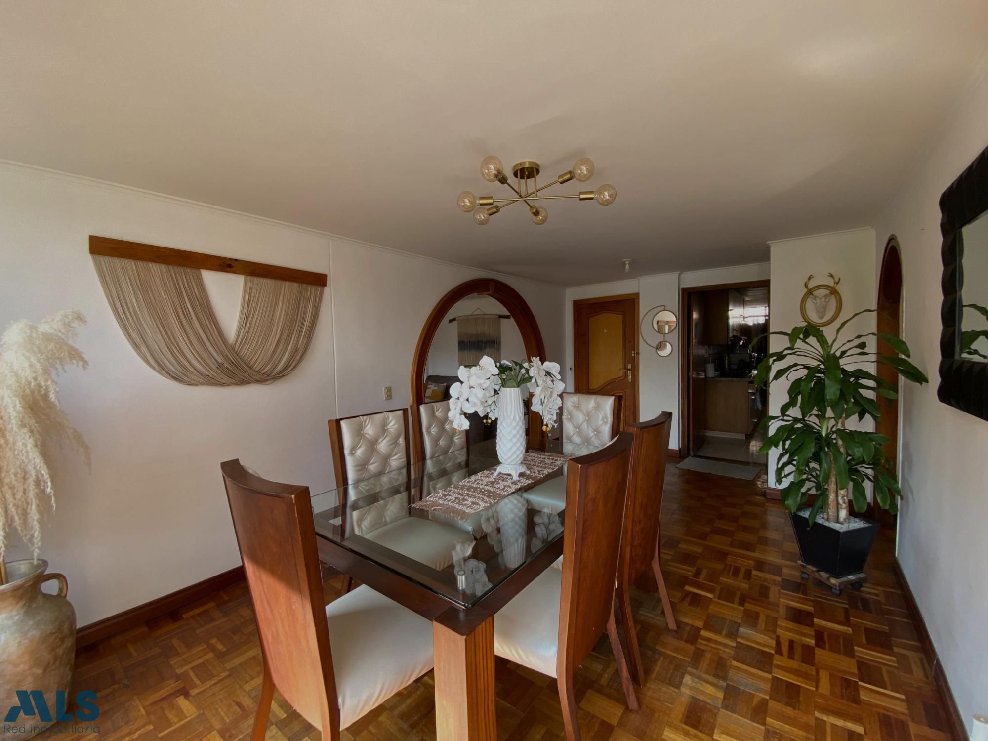 Apartamento en venta Antioquia Medellín Laureles 142 m2 Habitaciones 3 Baños 3 Garajes 1 Precio $695000000