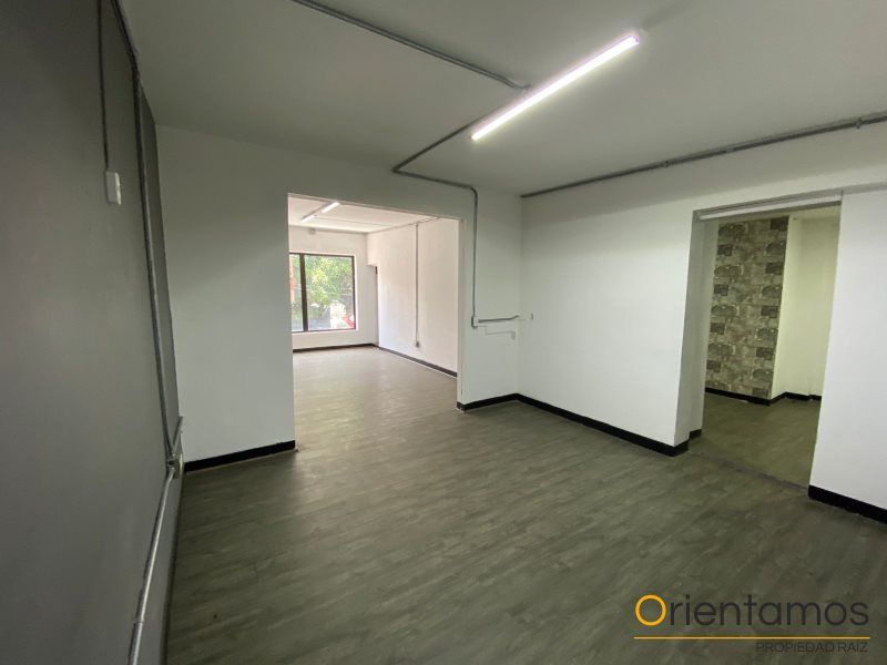 Local en arriendo Antioquia Medellín Estadio 220 m2 Habitaciones 0 Baños 4 Garajes 0 Precio $7000000