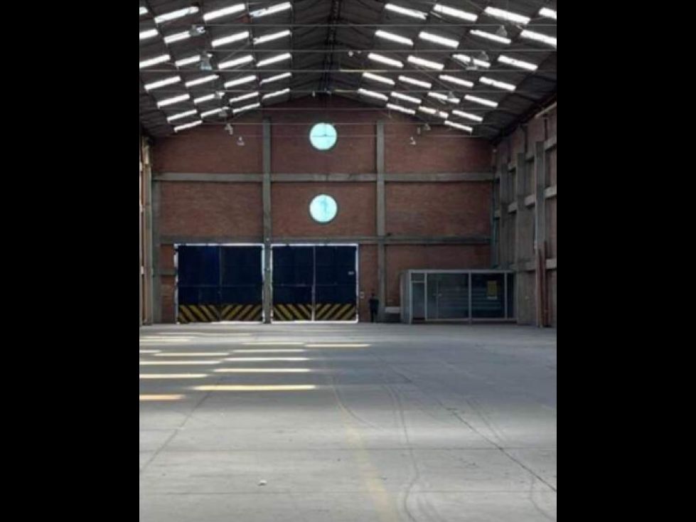 Bodega en arriendo Cundinamarca Cota Cota 2262 m2 Habitaciones 0 Baños 1 Garajes 2 Precio $61500000