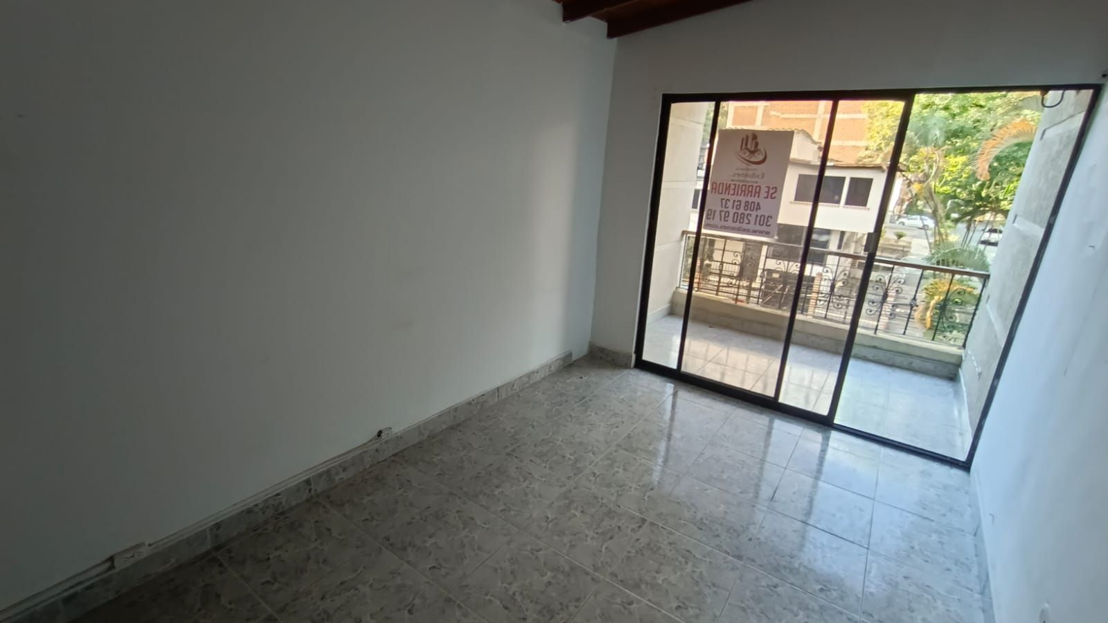 Casa en arriendo Antioquia Medellín Los Colores 145 m2 Habitaciones 6 Baños 2 Garajes 0 Precio $4800000