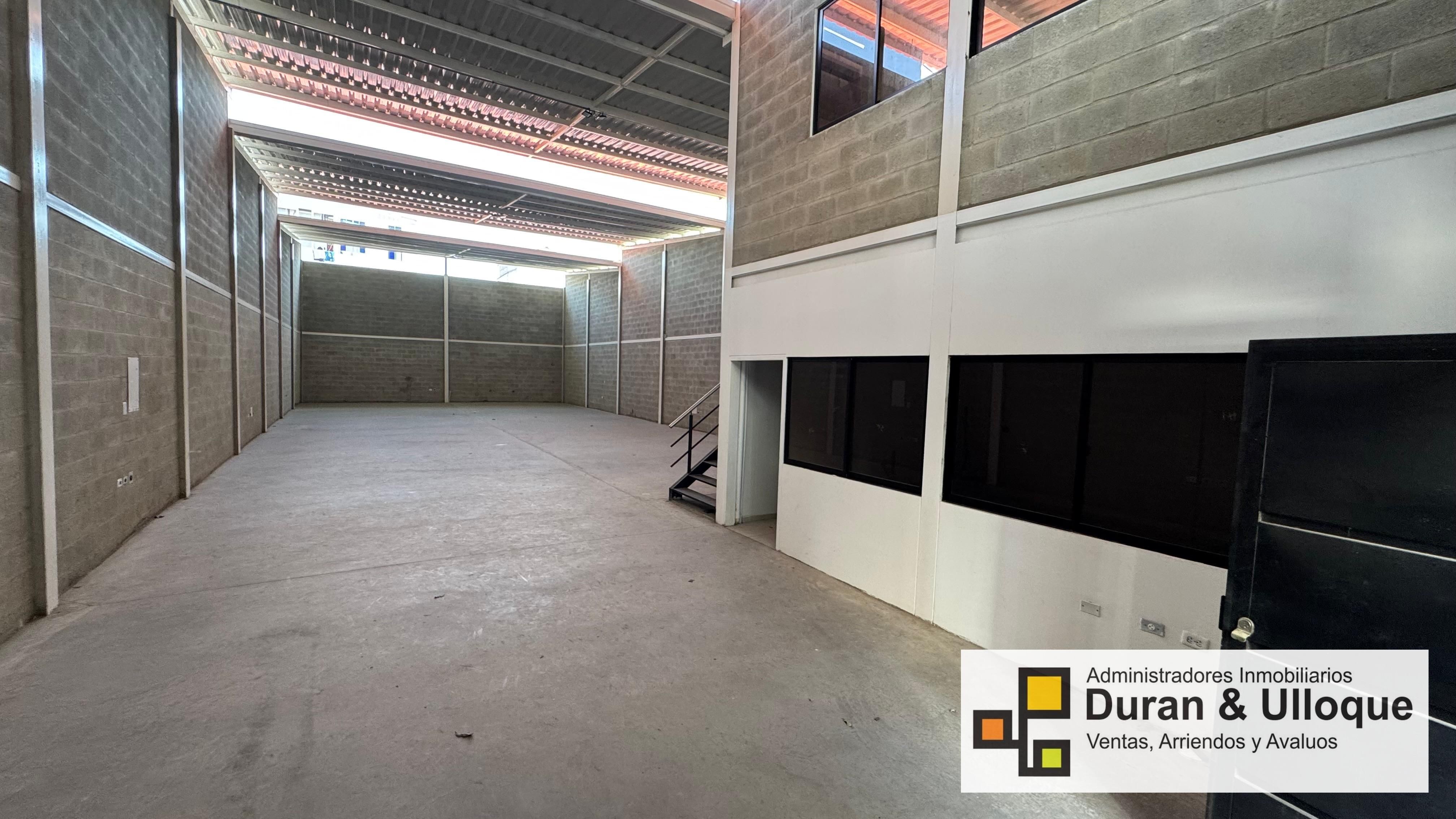 Bodega en venta Santander Bucaramanga Girardot 374 m2 Habitaciones 0 Baños 2 Garajes 0 Precio $1300000000