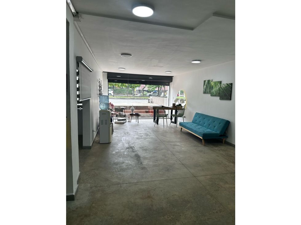 Casa en arriendo Valle Del Cauca Cali Siloé 300 m2 Habitaciones 4 Baños 2 Garajes 2 Precio $8000000