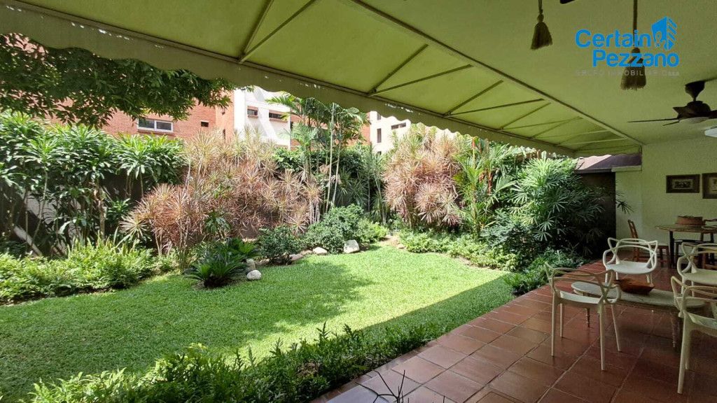 Casa en venta Atlántico Barranquilla El Golf 495 m2 Habitaciones 4 Baños 3 Garajes 2 Precio $2200000000