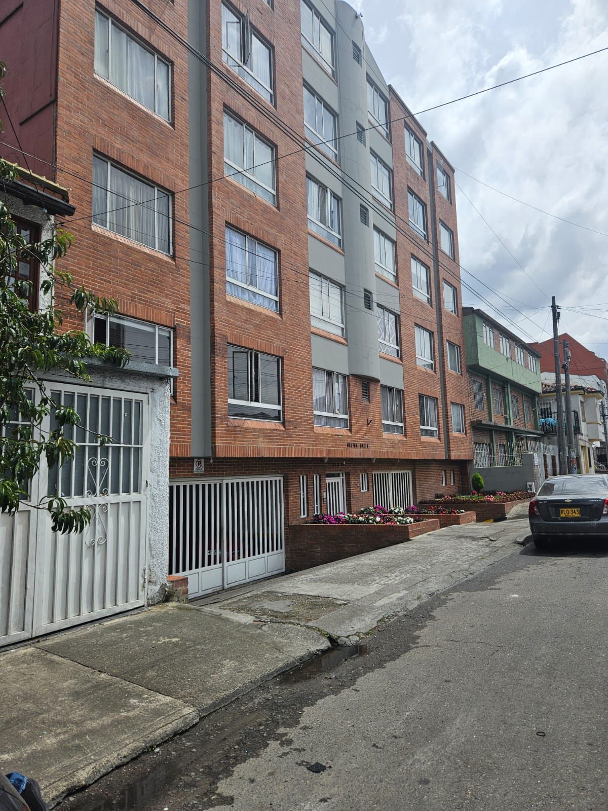 Apartamento en venta Cundinamarca Bogotá Muequeta 69 m2 Habitaciones 3 Baños 2 Garajes 1 Precio $398000000