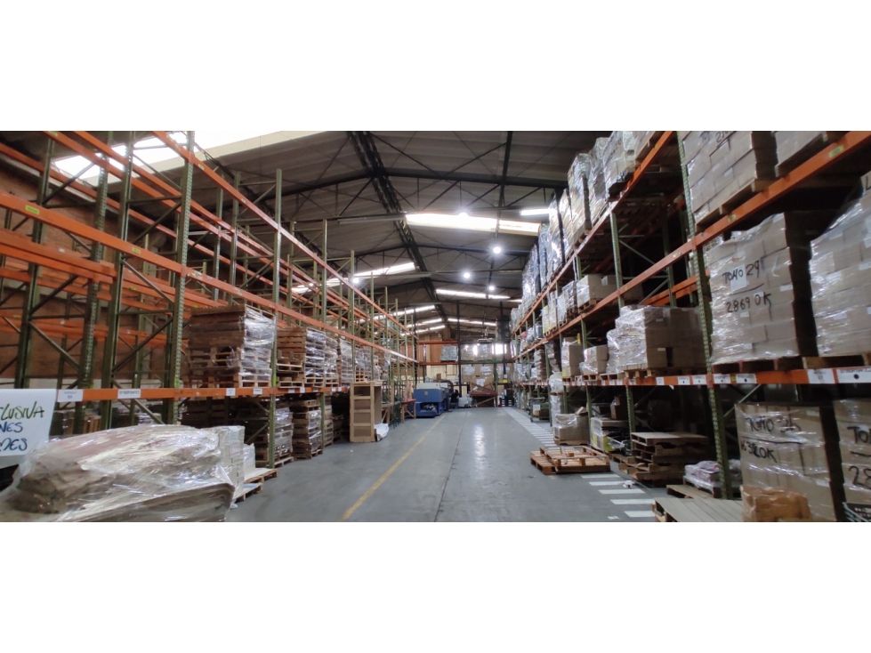 Bodega en arriendo Cundinamarca Bogotá Los Álamos 3090 m2 Habitaciones 0 Baños 4 Garajes 2 Precio $72000000