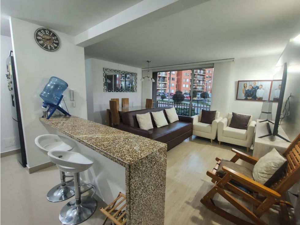 Apartamento en venta Cundinamarca Madrid Hacienda Casablanca Arboleda 84 m2 Habitaciones 3 Baños 2 Garajes 1 Precio $330000000