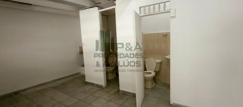 Local en arriendo Antioquia Medellín Naranjal 65 m2 Habitaciones 0 Baños 2 Garajes 0 Precio $4900000