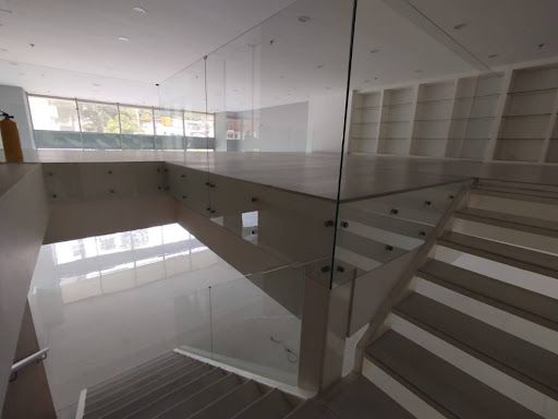 Local en arriendo Antioquia Medellín Villa Carlota 262 m2 Habitaciones 0 Baños 0 Garajes 4 Precio $35000000