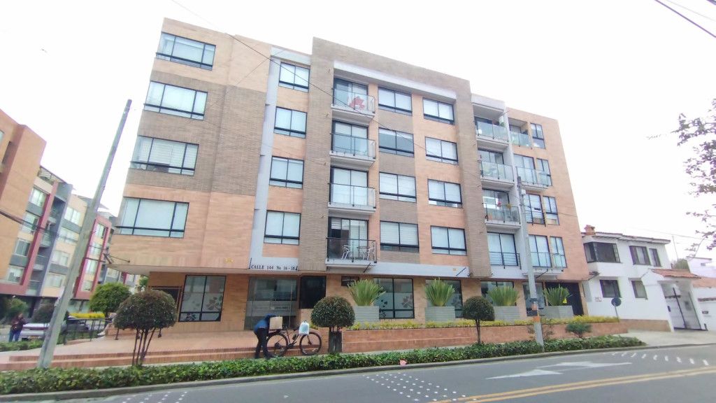 Apartamento en arriendo Cundinamarca Bogotá Los Cedritos 71 m2 Habitaciones 2 Baños 2 Garajes 1 Precio $3300000