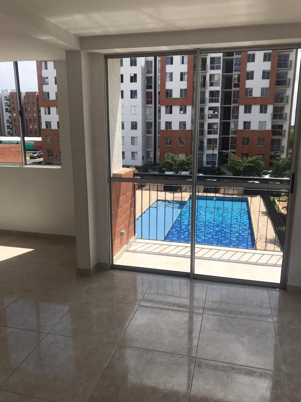 Apartamento en venta Valle Del Cauca Cali Condominio Zafiro 60 m2 Habitaciones 2 Baños 2 Garajes 0 Precio $230000000