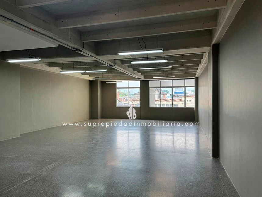 Bodega en arriendo Antioquia Medellín Shellmar 134 m2 Habitaciones 0 Baños 2 Garajes 2 Precio $9884000