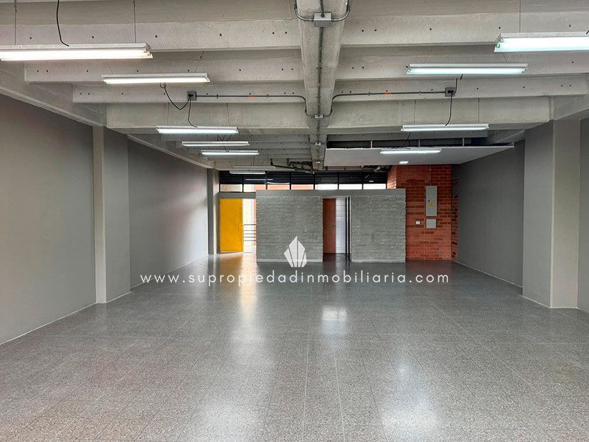 Bodega en arriendo Antioquia Medellín Shellmar 134 m2 Habitaciones 0 Baños 2 Garajes 2 Precio $9884000