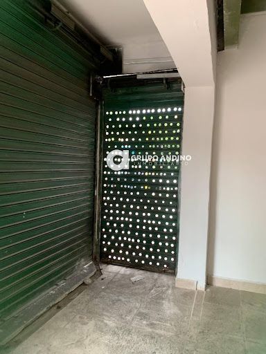 Local en arriendo Santander Bucaramanga Bolivar 736 m2 Habitaciones 0 Baños 4 Garajes 3 Precio $26000000