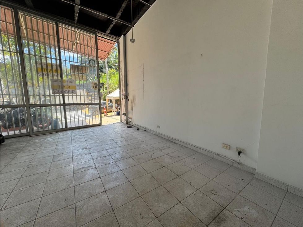 Local en venta Antioquia Medellín Medellín 49 m2 Habitaciones 0 Baños 1 Garajes 0 Precio $220000000