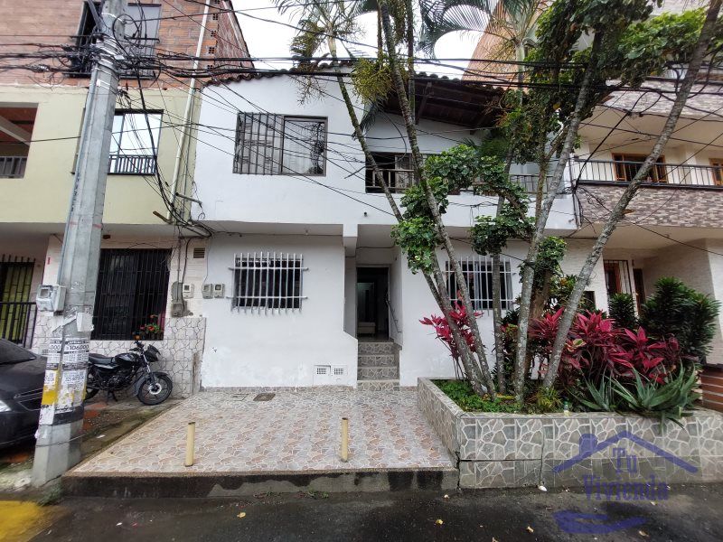 Casa en venta Antioquia Bello Niquia Bifamiliar 180 m2 Habitaciones 5 Baños 2 Garajes 0 Precio $480000000