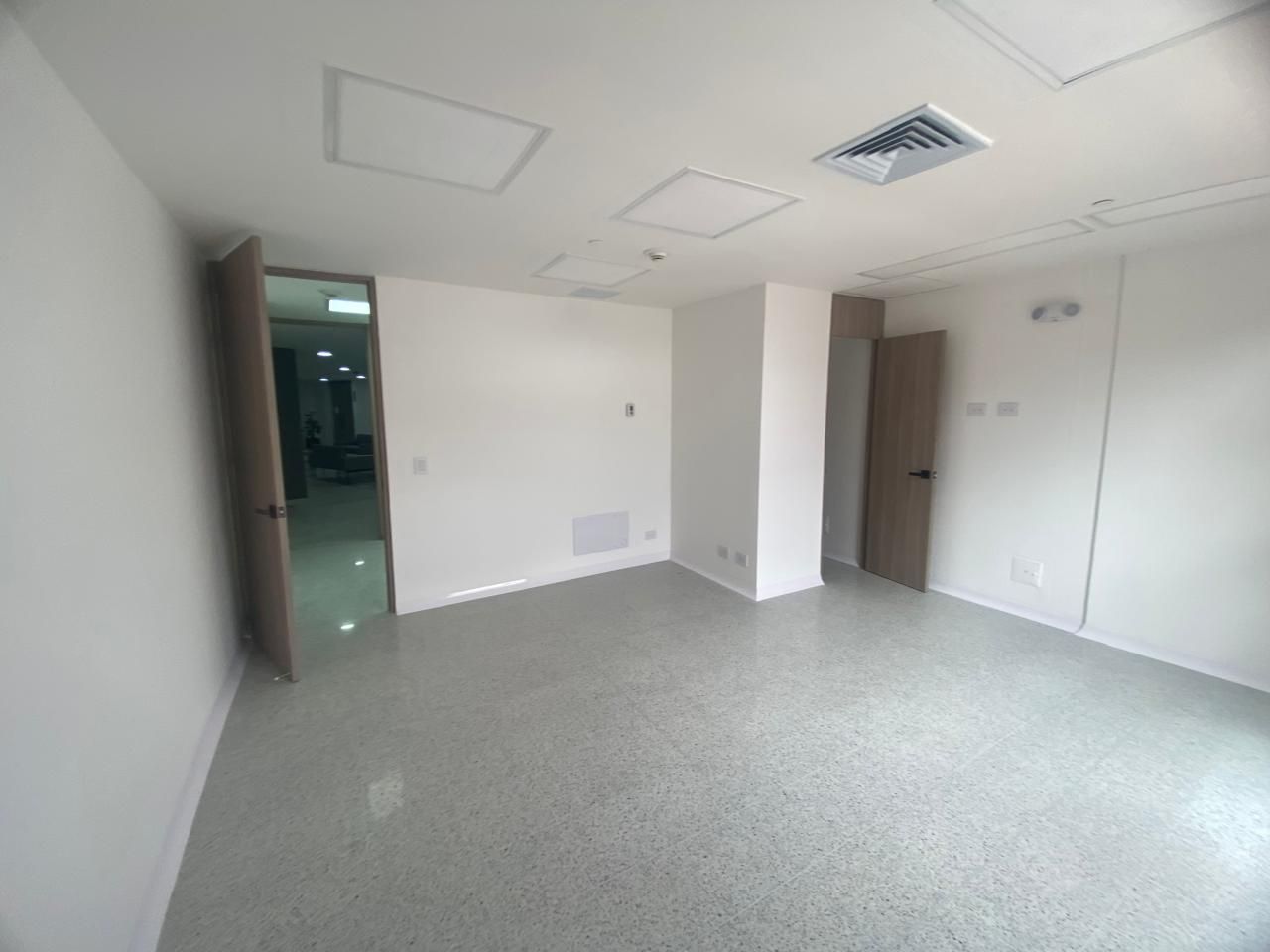Consultorio en arriendo Antioquia Medellín San Diego 30 m2 Habitaciones 0 Baños 1 Garajes 1 Precio $4200000