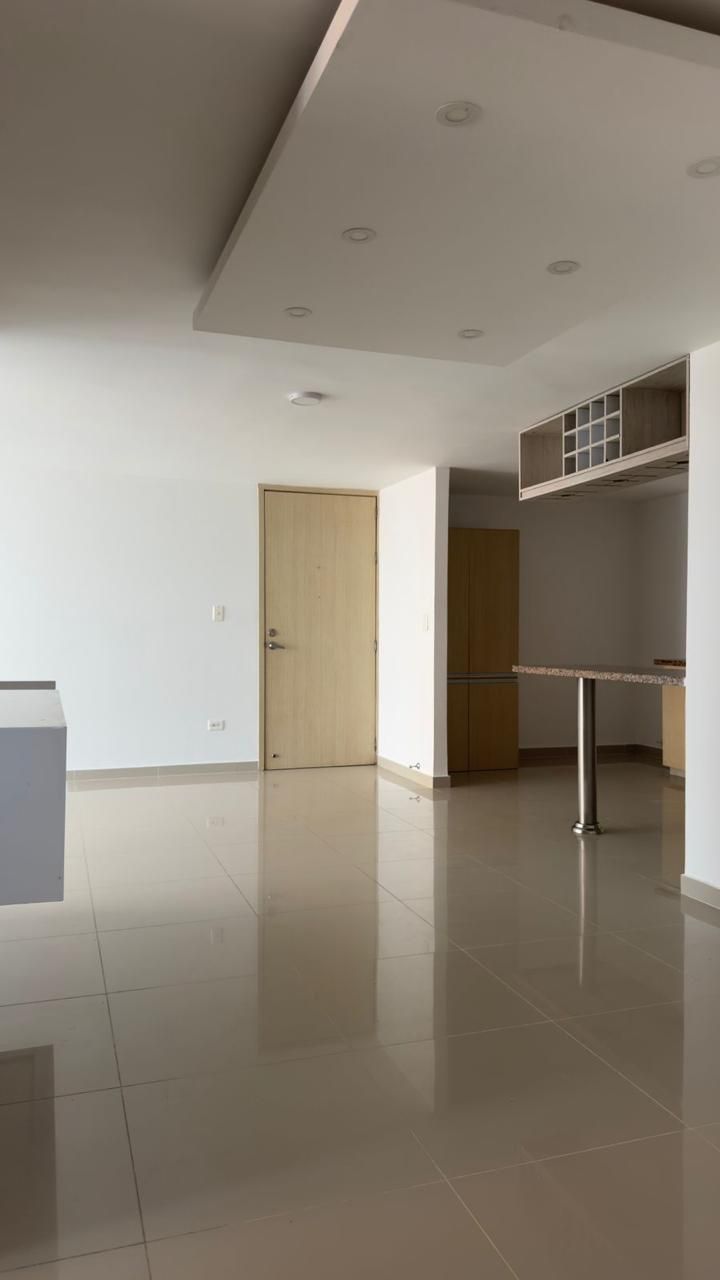 Apartamento en arriendo o venta Atlántico Barranquilla Colombia 98 m2 Habitaciones 3 Baños 2 Garajes 2 Precio venta $440000000 Precio arriendo $3300000