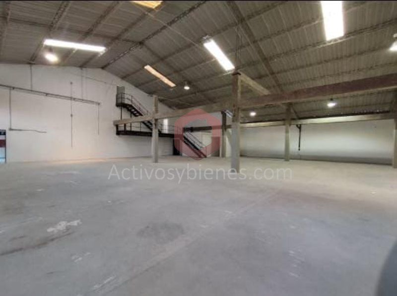 Bodega en arriendo Antioquia Medellín Guayabal 1160 m2 Habitaciones 0 Baños 6 Garajes 13 Precio $47600000