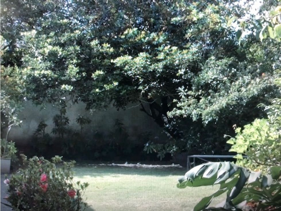 Casa en venta Cundinamarca Bogotá Santa Ana Oriental 400 m2 Habitaciones 4 Baños 2 Garajes 3 Precio $4990000000