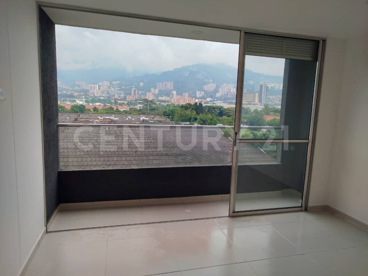 Apartamento en arriendo Antioquia Itagüí Zona Industrial No 1 57 m2 Habitaciones 3 Baños 2 Garajes 2 Precio $3200000