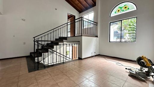 Casa en arriendo Antioquia Medellín Urbanizacion Las Cumbres 200 m2 Habitaciones 3 Baños 3 Garajes 2 Precio $7500000