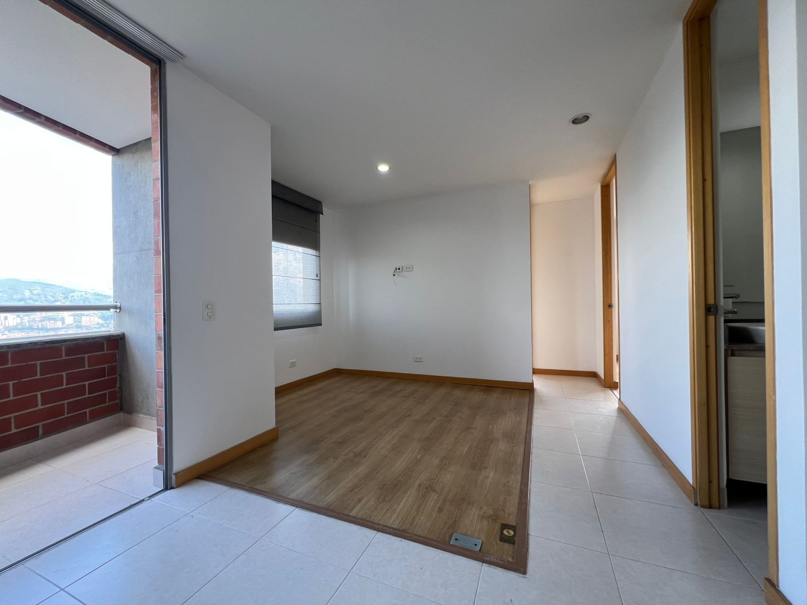 Apartamento en arriendo Antioquia Envigado El Esmeraldal 67 m2 Habitaciones 2 Baños 2 Garajes 1 Precio $3750000