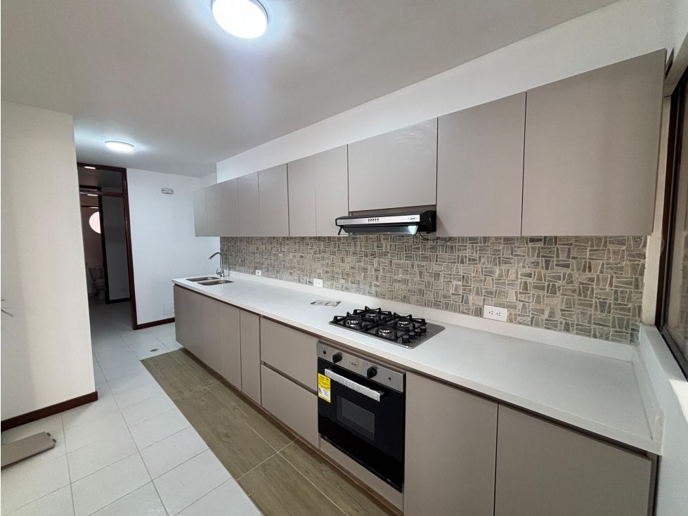 Casa en venta Risaralda Pereira Los Angeles 300 m2 Habitaciones 4 Baños 4 Garajes 2 Precio $1200000000