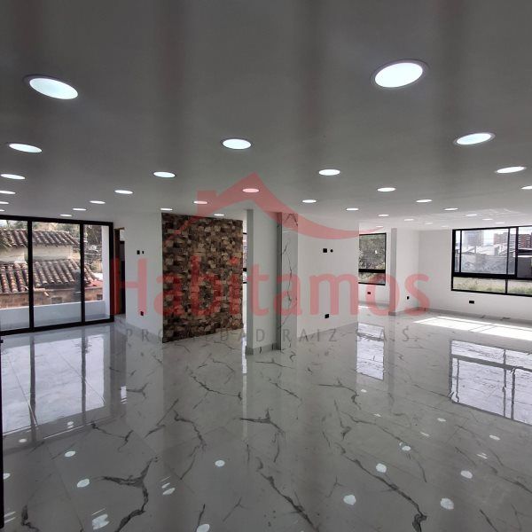 Local en arriendo o venta Antioquia Rionegro San Antonio 90 m2 Habitaciones 0 Baños 2 Garajes 0 Precio venta $650000000 Precio arriendo $3500000