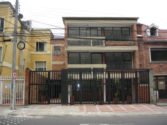 Edificio en arriendo o venta Cundinamarca Bogotá Concepción Norte 760 m2 Habitaciones 0 Baños 6 Garajes 0 Precio venta $2300000000 Precio arriendo $22000000