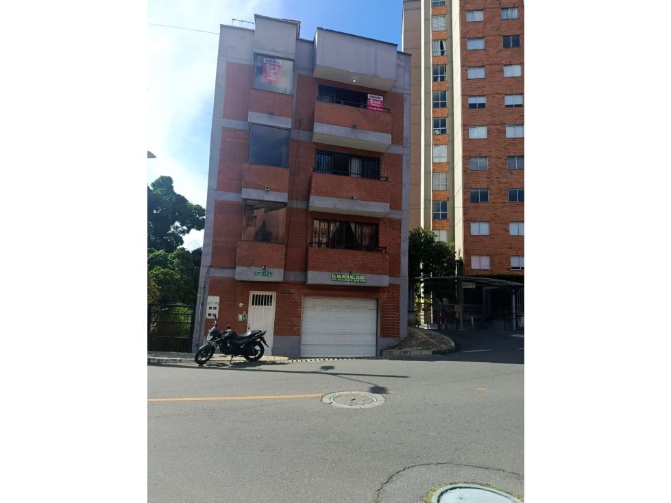 Casa en arriendo Antioquia Envigado La Paz 106 m2 Habitaciones 3 Baños 2 Garajes 0 Precio $2300000