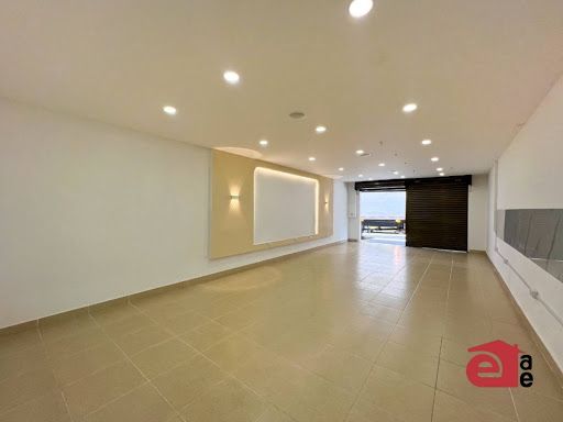 Local en arriendo Antioquia Envigado Zona Centro 160 m2 Habitaciones 0 Baños 1 Garajes 0 Precio $7000000