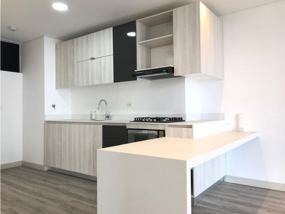 Apartamento en arriendo o venta Antioquia Medellín Panorama 56 m2 Habitaciones 1 Baños 2 Garajes 1 Precio venta $680000000 Precio arriendo $4260000