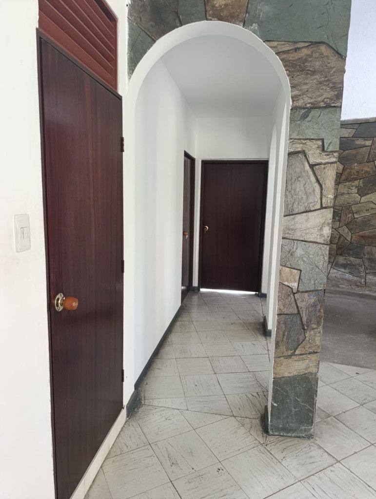 Casa en arriendo Valle Del Cauca Cali San Fernando Viejo 380 m2 Habitaciones 7 Baños 5 Garajes 3 Precio $9000000