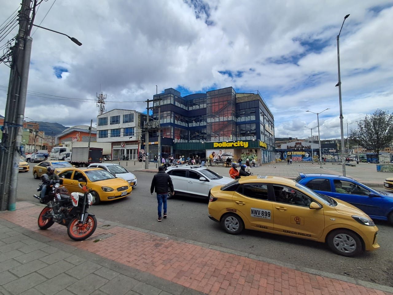 Local en arriendo Cundinamarca Bogotá Sociego Sur 250 m2 Habitaciones 0 Baños 2 Garajes 0 Precio $20000000