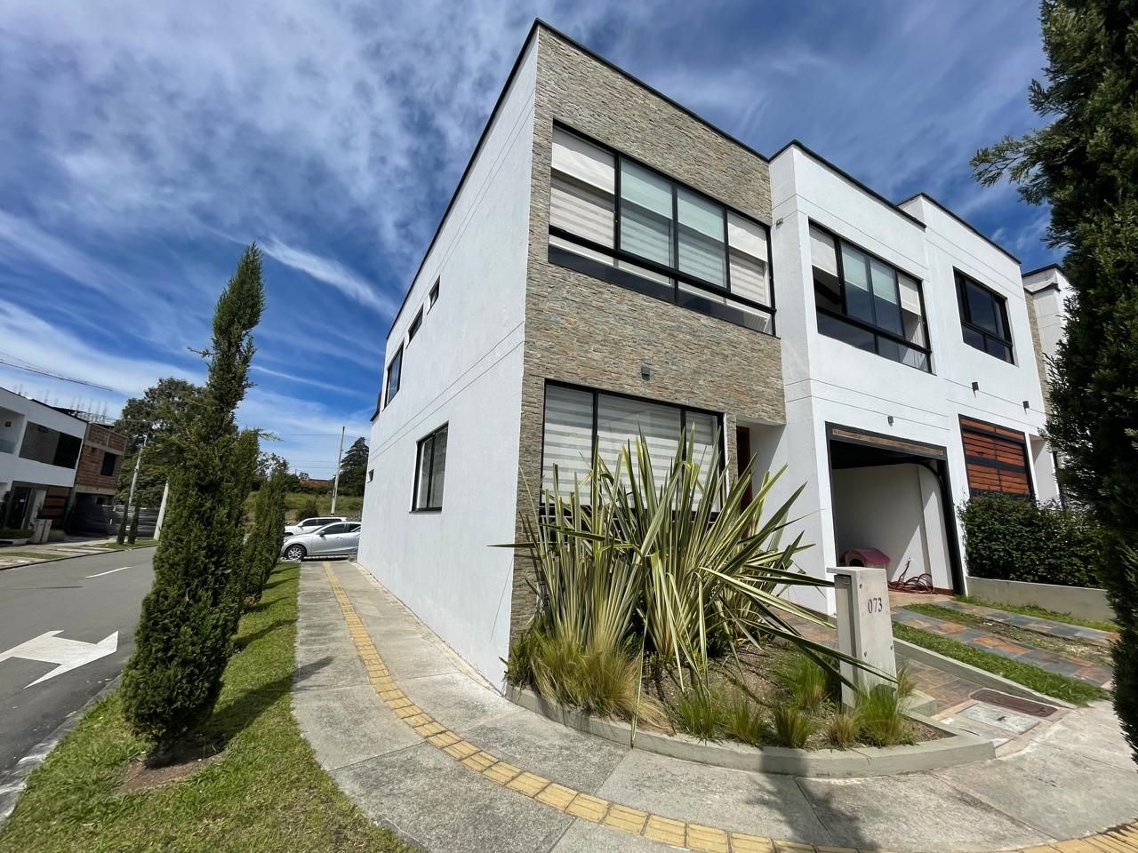 Casa en venta Antioquia Rionegro San Antonio 210 m2 Habitaciones 3 Baños 3 Garajes 0 Precio $1200000000