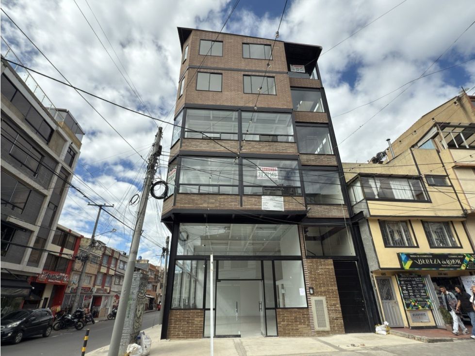 Local en arriendo Cundinamarca Bogotá Barrancas 113 m2 Habitaciones 0 Baños 1 Garajes 0 Precio $5000000