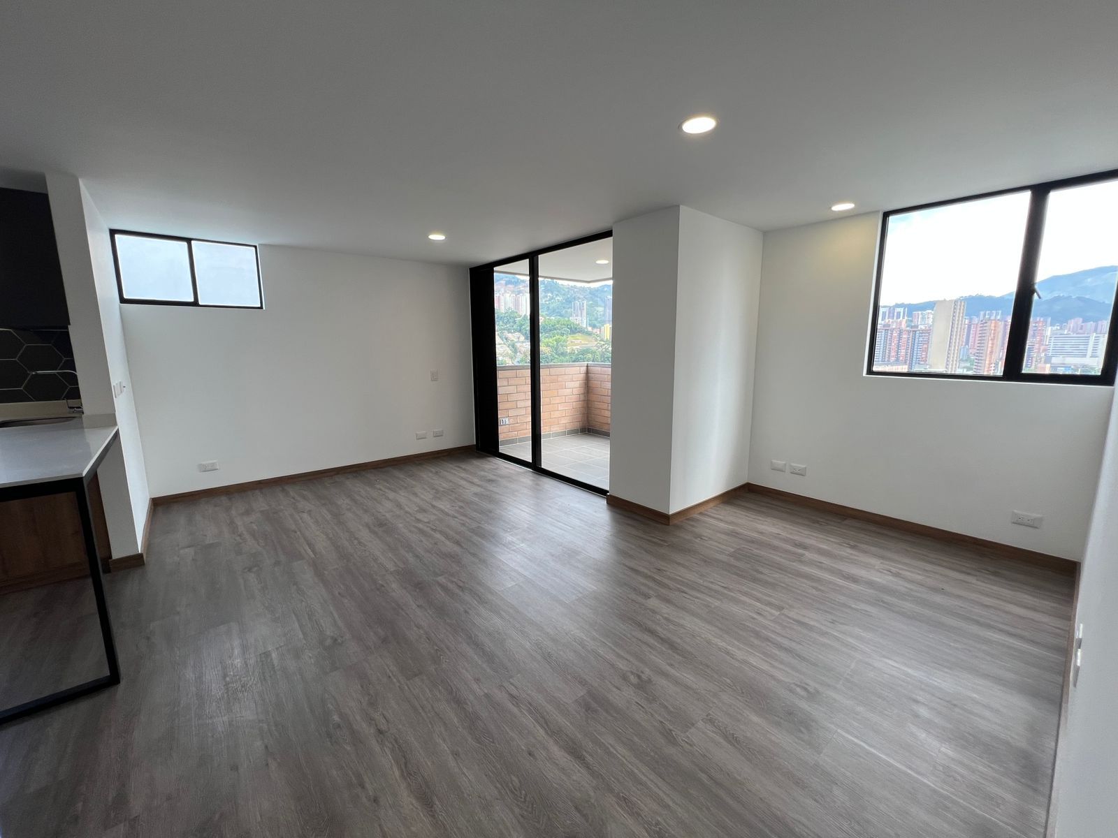 Apartamento en arriendo Antioquia Envigado Las Vegas 72 m2 Habitaciones 2 Baños 2 Garajes 0 Precio $3400000