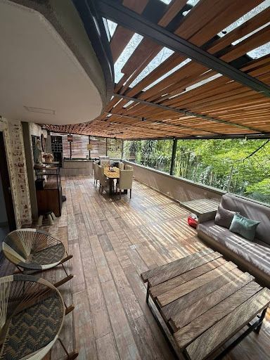 Apartamento en venta Antioquia Medellín El Tesoro 200 m2 Habitaciones 3 Baños 3 Garajes 2 Precio $1250000000