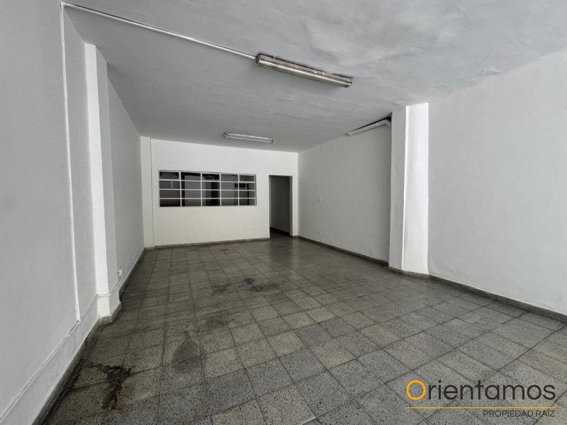 Local en arriendo Antioquia Medellín Naranjal 65 m2 Habitaciones 0 Baños 1 Garajes 0 Precio $4900000