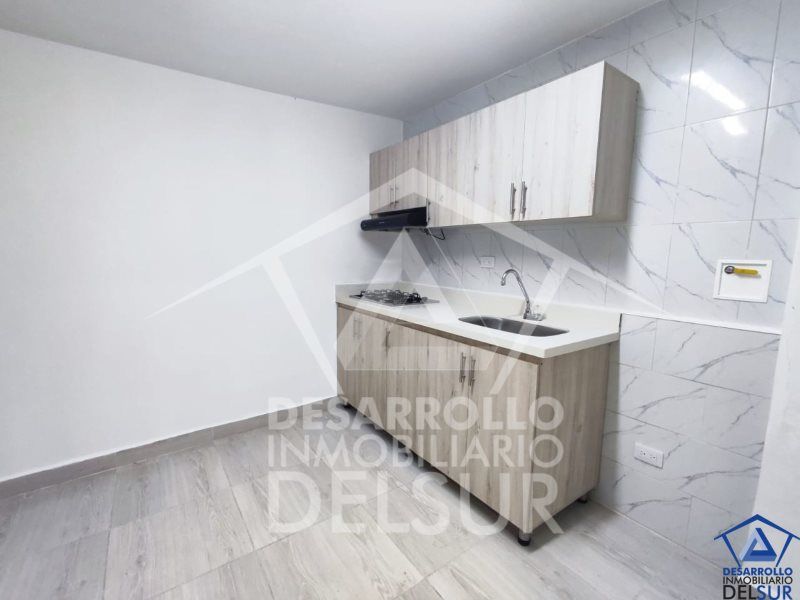 Local en arriendo Antioquia Envigado Trianon 70 m2 Habitaciones 0 Baños 2 Garajes 0 Precio $2800000