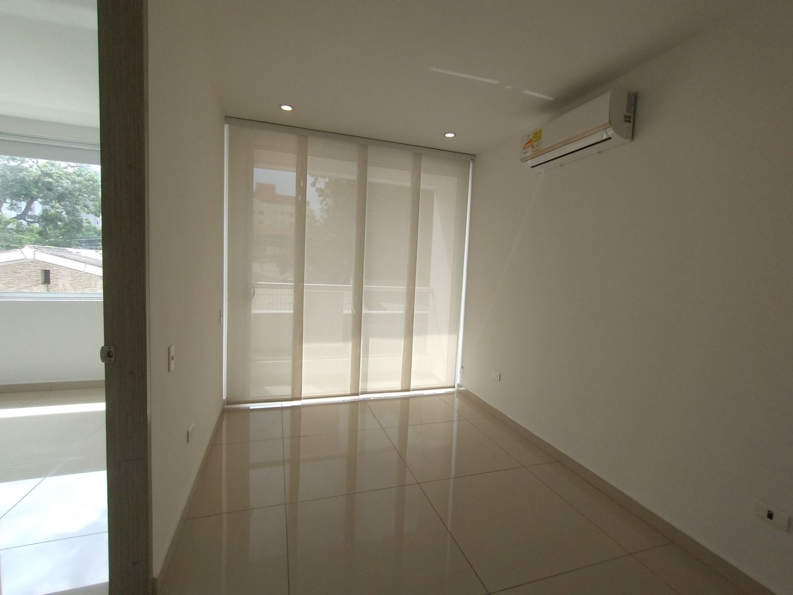 Apartamento en arriendo Atlántico Barranquilla Los Pinos 40 m2 Habitaciones 1 Baños 1 Garajes 1 Precio $2300000