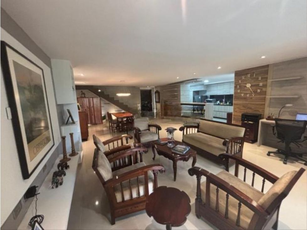 Apartamento en venta Valle Del Cauca Cali Tejares - Cristales 121 m2 Habitaciones 2 Baños 3 Garajes 2 Precio $695000000