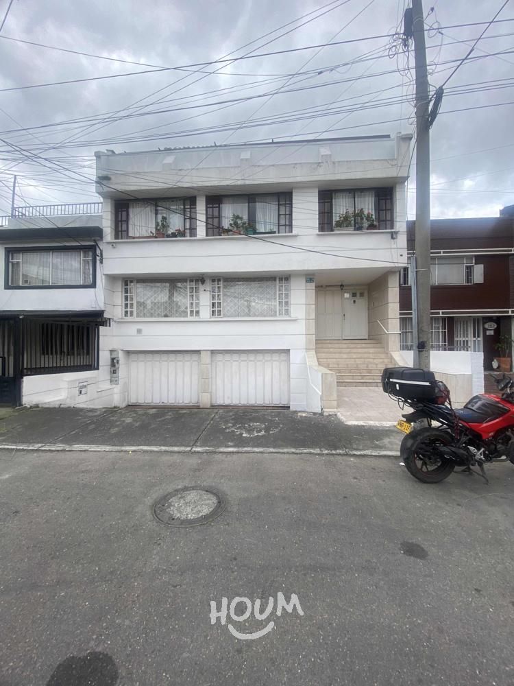 Apartamento en venta Cundinamarca Bogotá Normandía 252 m2 Habitaciones 3 Baños 3 Garajes 1 Precio $950000000